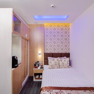 Standard Single Room Return Airport Transfer on Food & Beverage